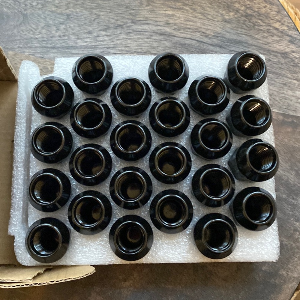 24 tall lug nuts for wheel 14 19mm acorn dome top black new closed end budged